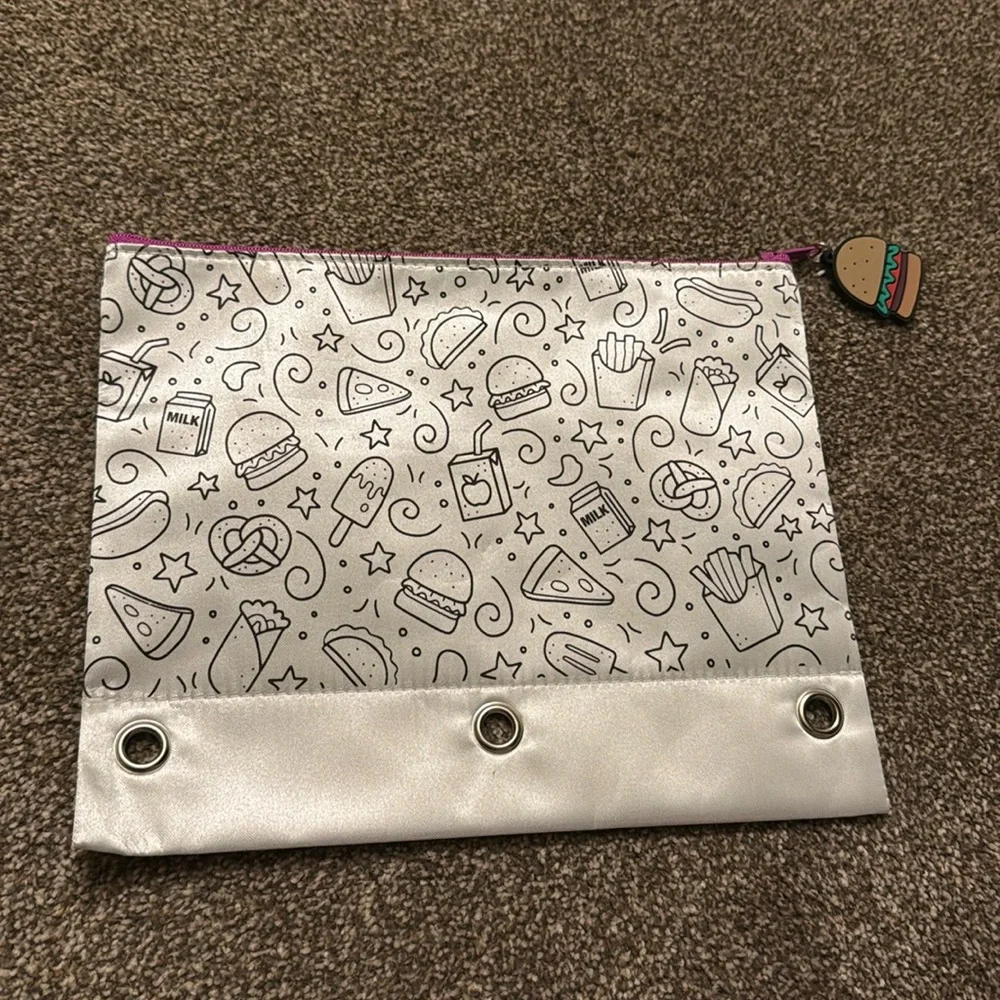Pencil case for 3-ring folders, cartoon design